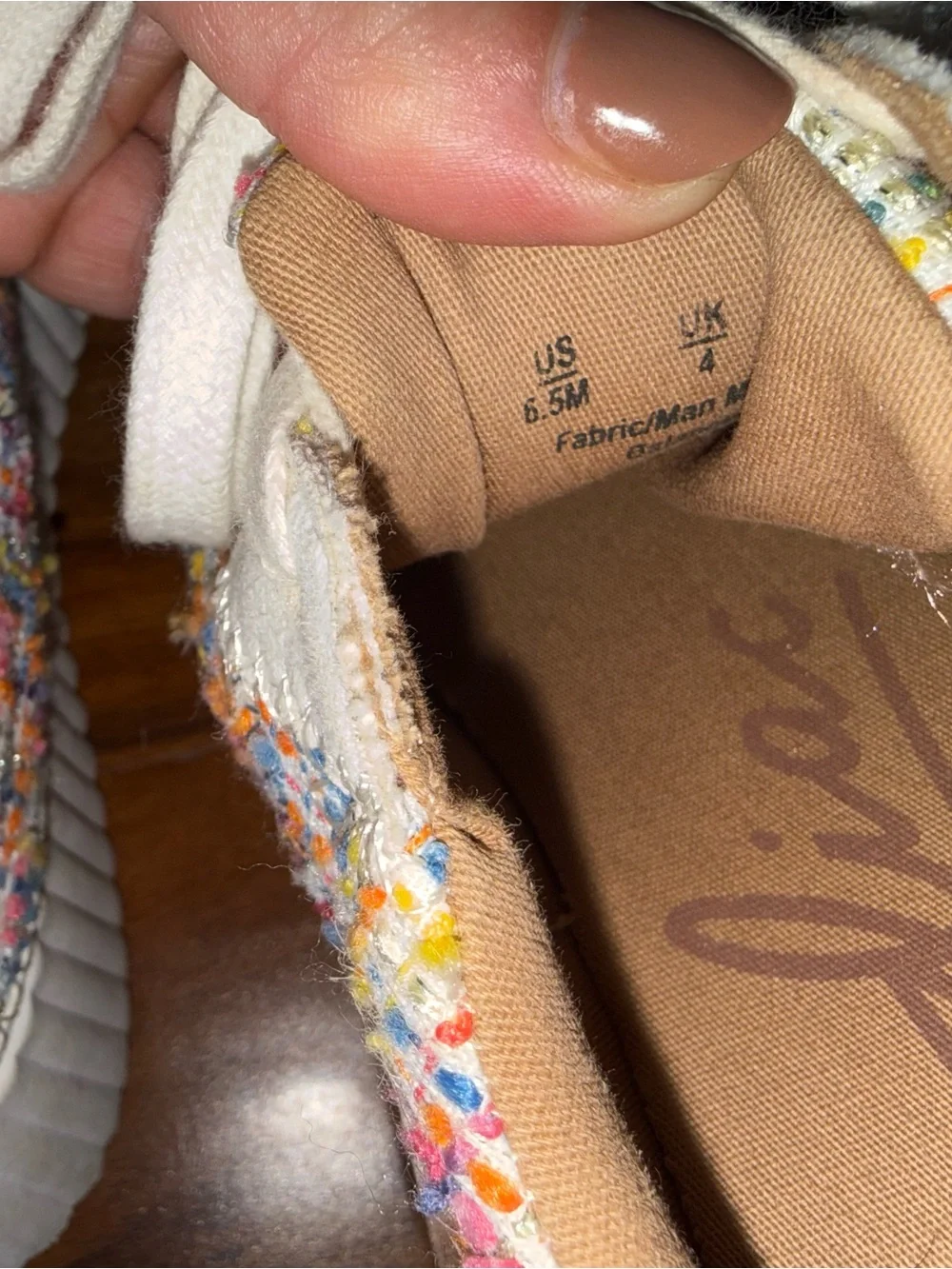 Blowfish casual platform